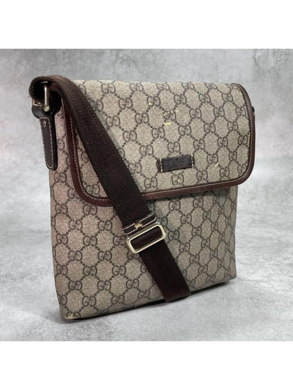 Gucci GG Shoulder Bag Brown Beige Leather Logo